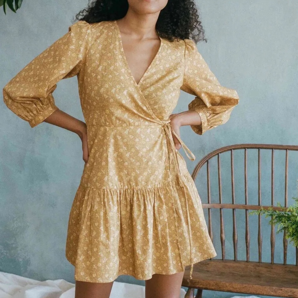NEW NWT Christy Dawn Talia Wrap Dress Biscotti Cosmo Floral - Picture 4 of 9